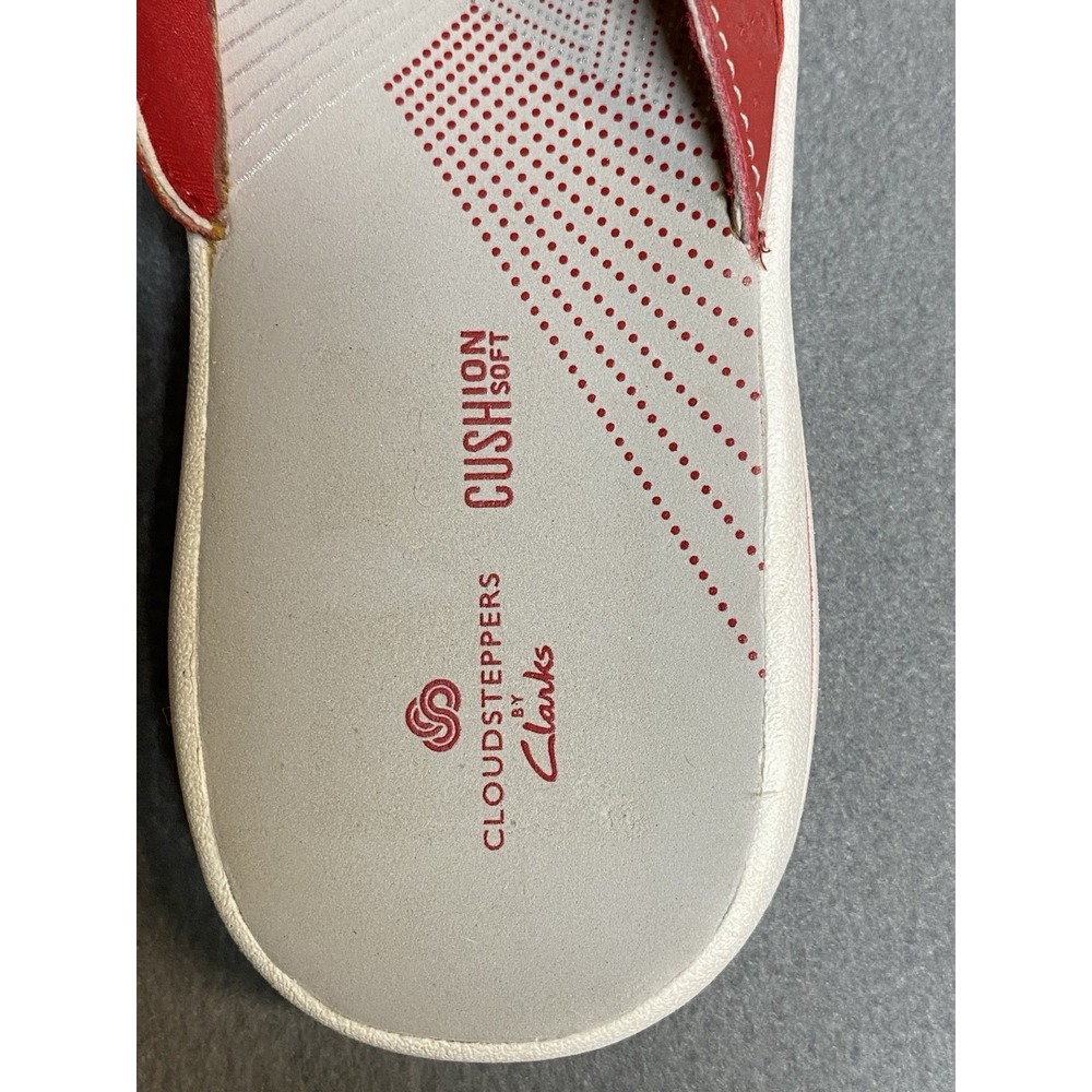 Clark's Cloud Steppers Women's Size 8M Cushioned Soft Flip Flops Red/ Gray - Picture 3 of 7
